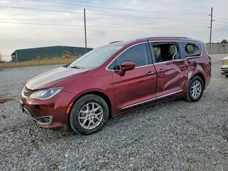 Chrysler Pacifica at auction