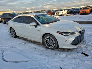 Toyota Avalon at auction