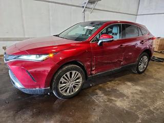 Toyota Venza at auction