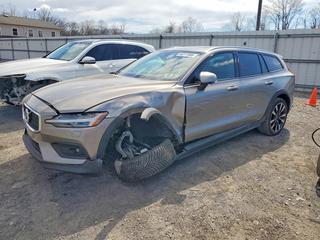 Volvo V60 at auction