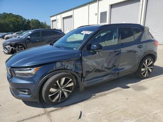 Volvo XC40 at auction