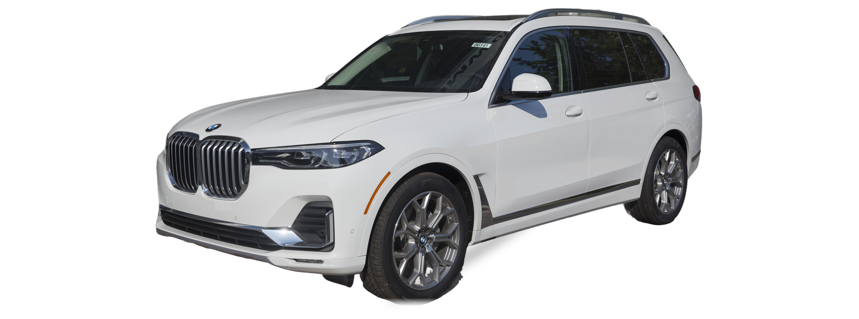 BMW X7 blanco (G07), SUV, vista frontal de tres cuartos, con las ubicaciones del VIN marcadas