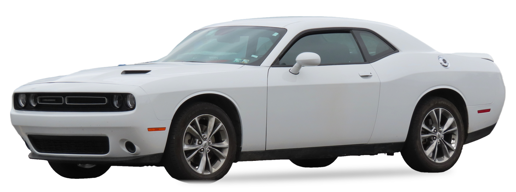 Dodge Challenger blanco (tercera generación), cupé, vista frontal de tres cuartos, con las ubicaciones del VIN marcadas