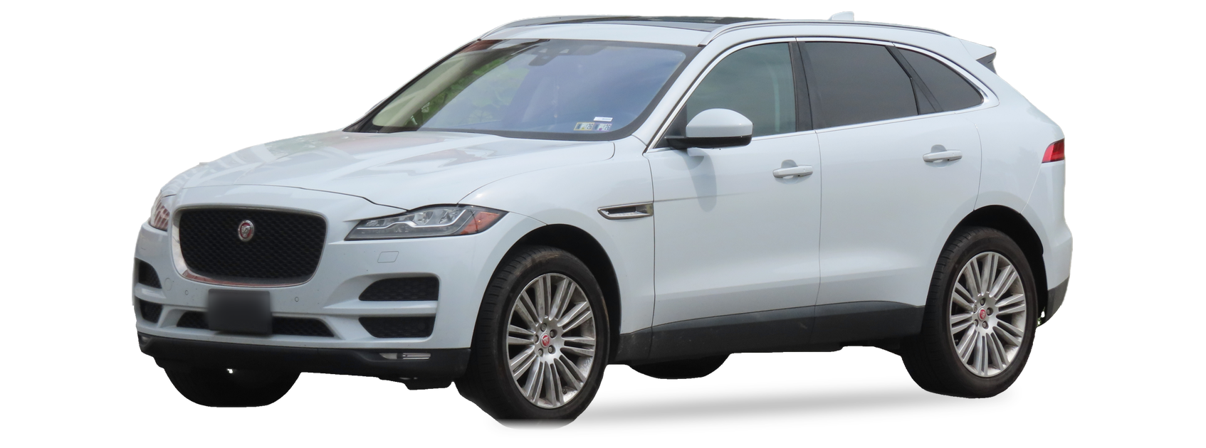 Jaguar F-Pace plateado (primera generación), SUV, vista frontal de tres cuartos, con las ubicaciones del VIN marcadas