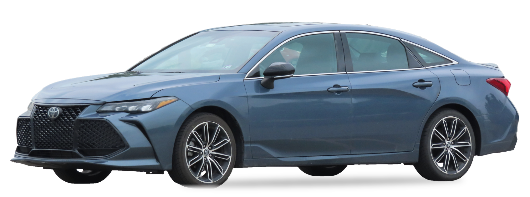 Toyota Avalon azul (quinta generación), sedán, vista frontal de tres cuartos, con las ubicaciones del VIN marcadas